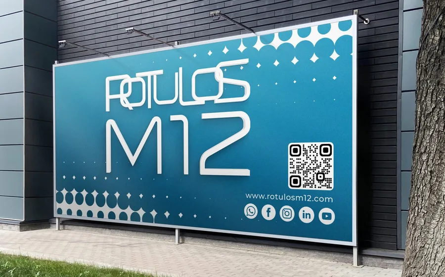 Vinilo impreso personalizado para fachada